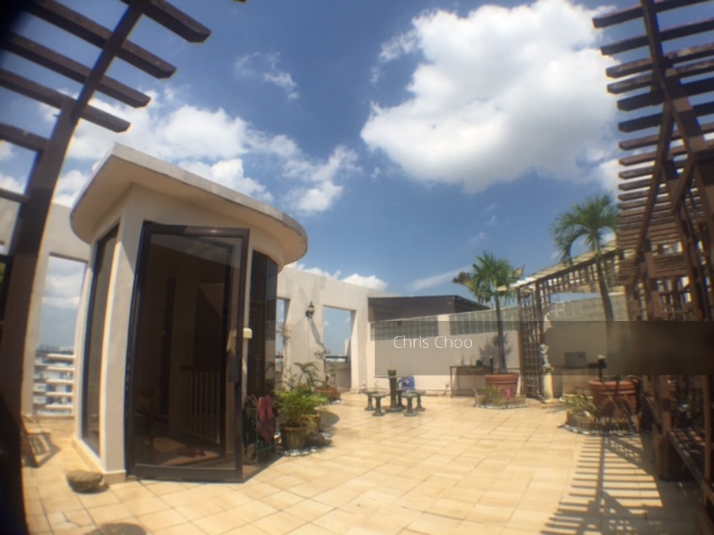 Seasons Park (D26), Condominium #125298302